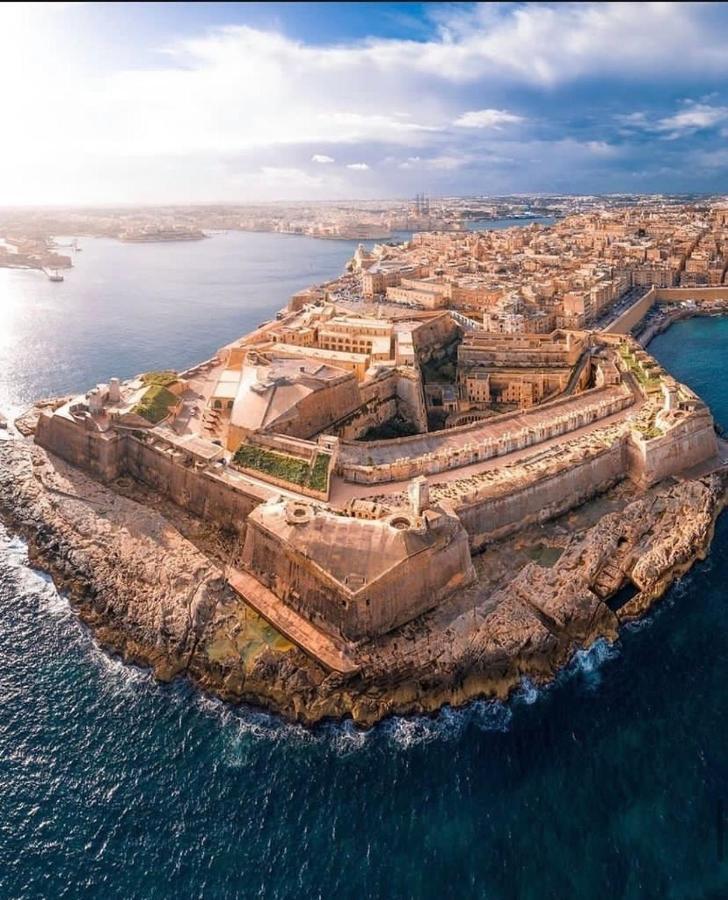 Mcc Suites Valletta Bagian luar foto